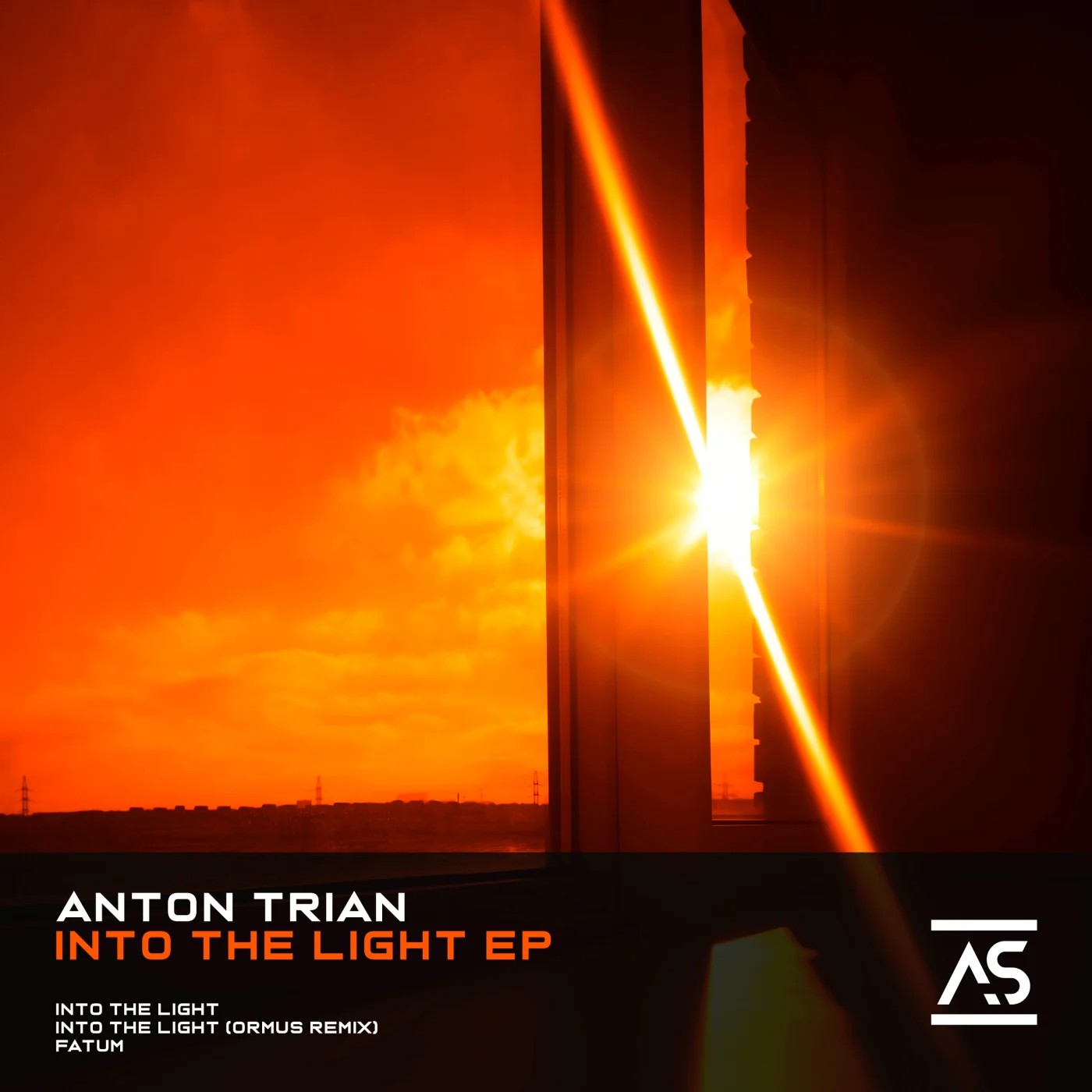 Anton Trian - Into the Light (Extended Mix)